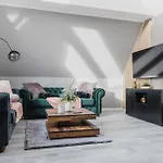Luxury 4 Bedroom Apartment/therme Erding/parking * ארדינג