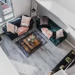 Luxury 4 Bedroom Apartment/therme Erding/parking דירה *