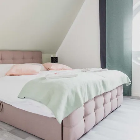 Luxury 4 Bedroom Apartment/therme Erding/parking Lägenhet *