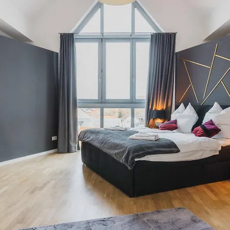Апартаменты Luxury 4 Bedroom Apartment/therme Erding/parking
